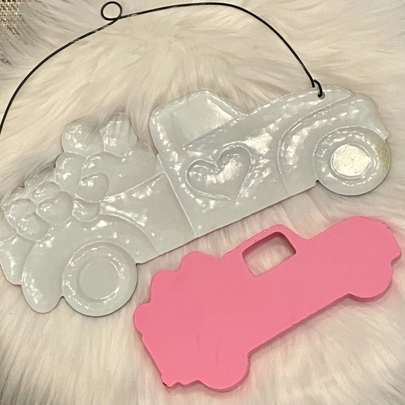 NEW! Valentine Farmhouse Truck Metal & Wooden 2-Piece Sign Lot New Love - Picture 10 of 10